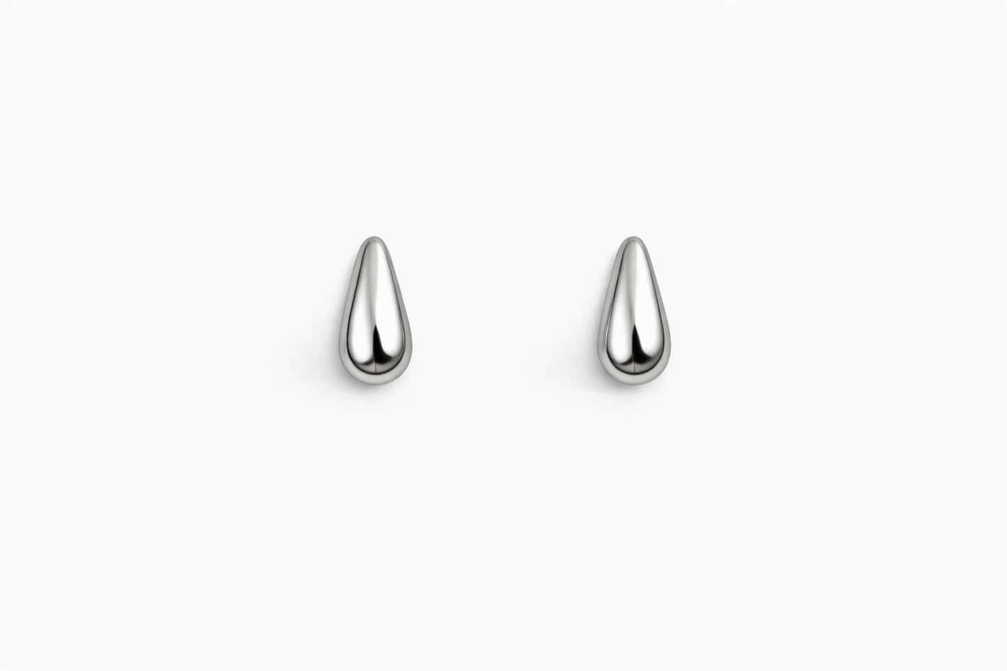 VELA STUDS