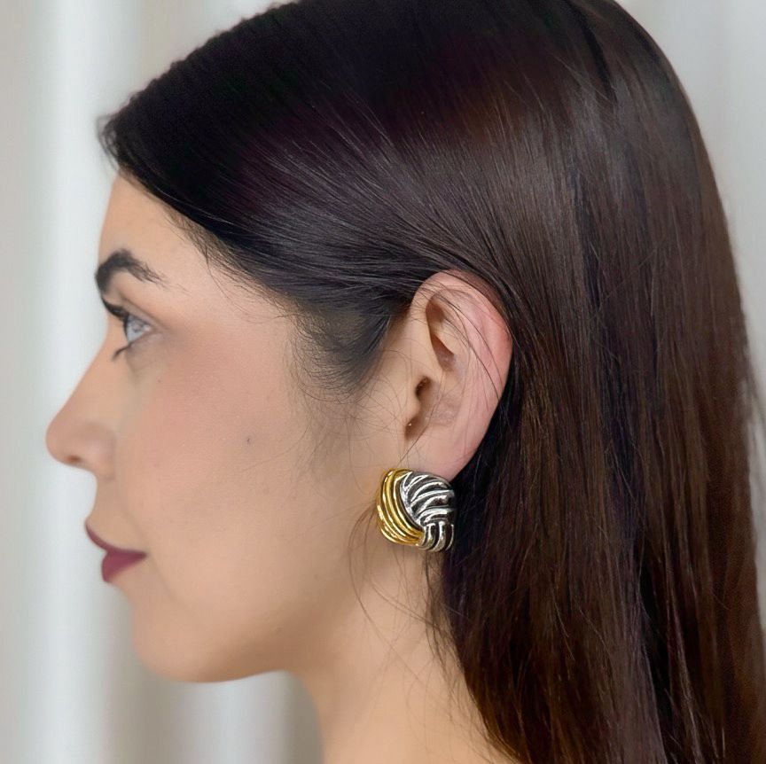NODUS STUDS